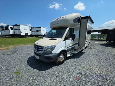 2015 Thor Motor Coach Citation Sprinter photo 3