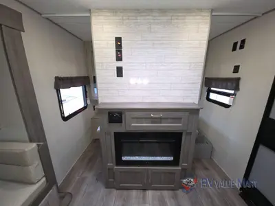 2026 Coachmen RV Catalina Trail Blazer photo 23