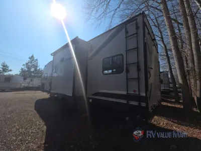 2020 Forest River RV Cherokee Wolf Pack photo 6