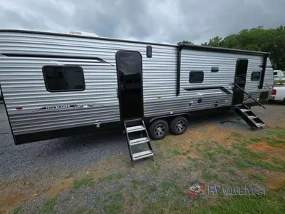 2026 Coachmen RV Catalina Trail Blazer photo 9