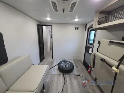 2026 Coachmen RV Catalina Trail Blazer photo 31