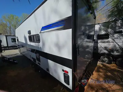 2023 Forest River RV Salem FSX photo 6
