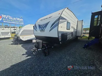 2022 Forest River RV Vengeance Rogue photo 4