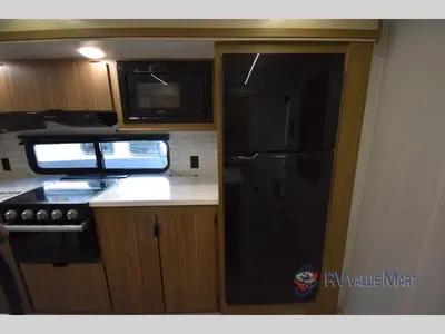 2025 Forest River RV Wildwood photo 7
