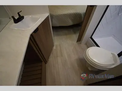 2025 Forest River RV Wildwood X-Lite photo 11