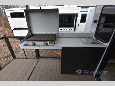 2025 Forest River RV Wildwood X-Lite photo 27