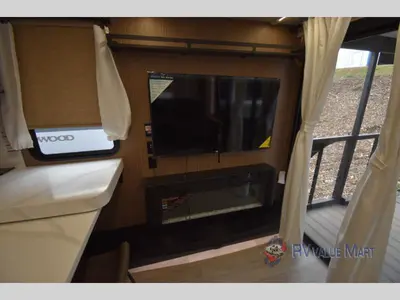 2025 Forest River RV Wildwood X-Lite photo 19