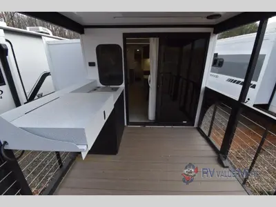2025 Forest River RV Wildwood X-Lite photo 28