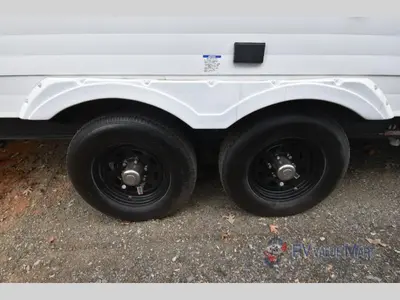 2025 Forest River RV Wildwood X-Lite photo 32