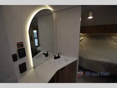 2025 Forest River RV Wildwood X-Lite photo 12