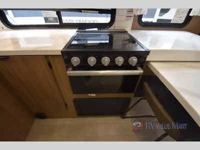 2025 Forest River RV Wildwood X-Lite photo 15