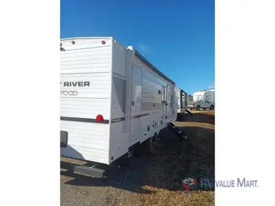 2025 Forest River RV Wildwood photo 8