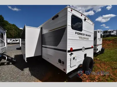 2025 Forest River RV Wildwood photo 6