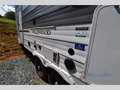 2025 Forest River RV Wildwood photo 36
