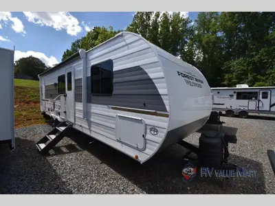 2025 Forest River RV Wildwood photo 2