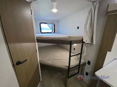 2025 Forest River RV Wildwood photo 31