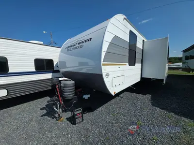 2025 Forest River RV Wildwood photo 4
