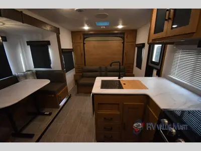 2024 Coachmen RV Freedom Express Ultra Lite photo 15