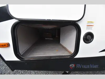 2024 Coachmen RV Freedom Express Ultra Lite photo 28