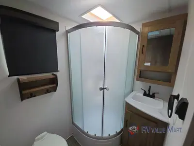 2024 Coachmen RV Freedom Express Ultra Lite photo 29