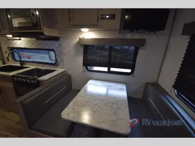2021 Dutchmen RV Coleman Lantern LT Series photo 8