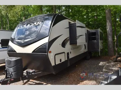 2019 Keystone RV Cougar Half-Ton Series photo 2