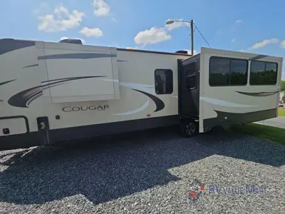 2019 Keystone RV Cougar Half-Ton Series photo 5