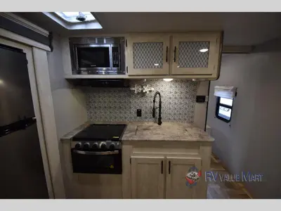 2023 Shasta RVs Shasta photo 11