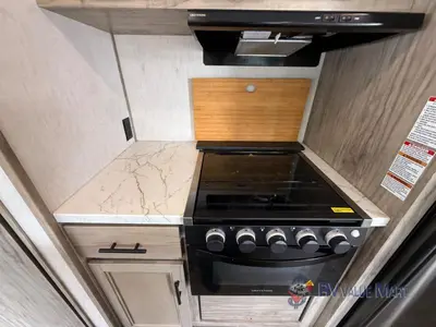 2021 Forest River RV Cherokee Alpha Wolf photo 16