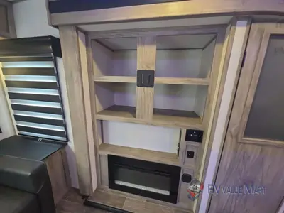 2021 Forest River RV Cherokee Alpha Wolf photo 26