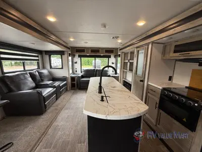 2021 Forest River RV Cherokee Alpha Wolf photo 9