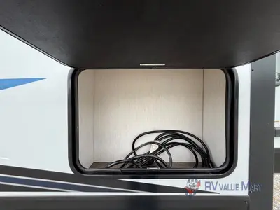 2021 Forest River RV Cherokee Alpha Wolf photo 5