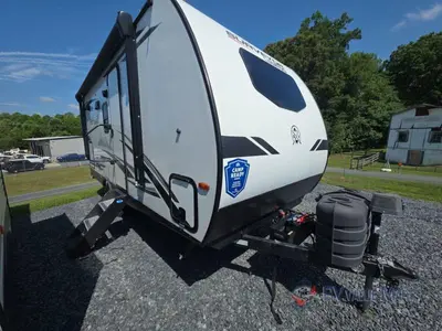 2022 Forest River RV Surveyor Legend photo 2