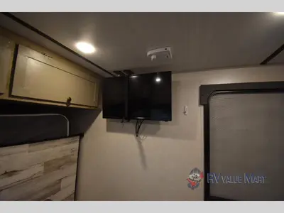 2022 Forest River RV Surveyor Legend photo 16