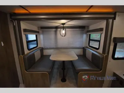 2022 Forest River RV Surveyor Legend photo 7