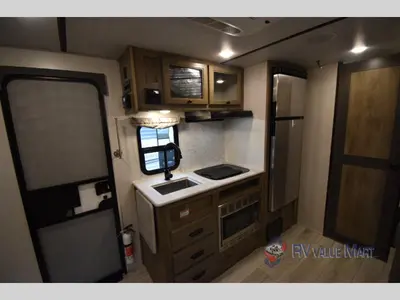 2022 Forest River RV Surveyor Legend photo 13