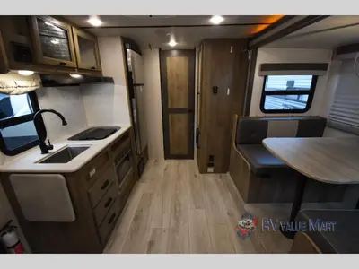 2022 Forest River RV Surveyor Legend photo 15