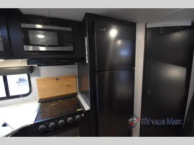2022 Forest River RV Cherokee Grey Wolf photo 12