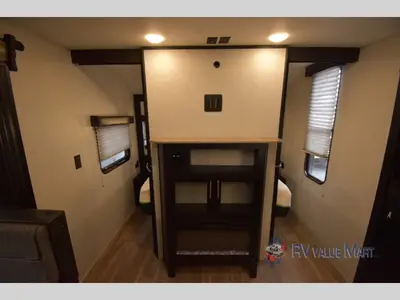2022 Forest River RV Cherokee Grey Wolf photo 8