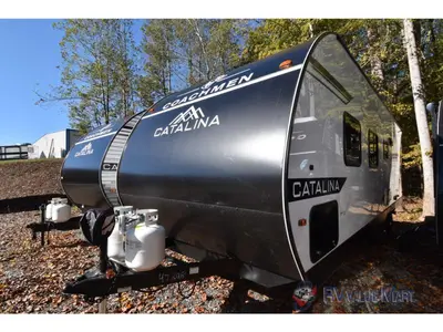 2026 Coachmen RV Catalina Summit Series 8 photo 2