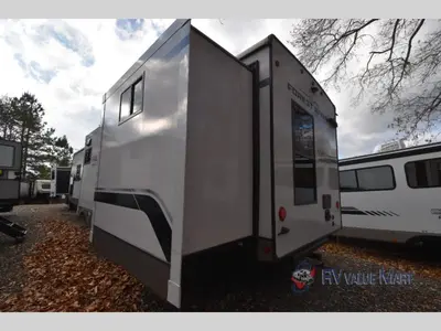 2025 Forest River RV Wildwood Heritage Glen photo 3
