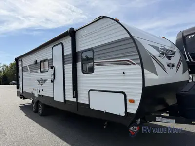 Used 2022 Shasta RVs Shasta 26DB