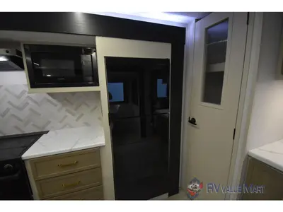 2026 Forest River RV Wildwood Heritage Glen photo 5