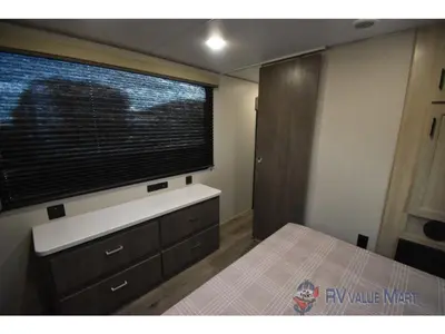 2026 Coachmen RV Catalina Legacy Edition photo 20