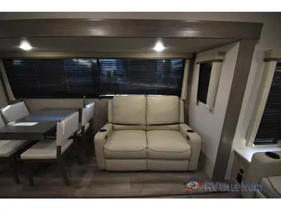 2026 Coachmen RV Catalina Legacy Edition photo 23