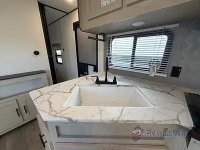 2026 Shasta RVs i-5 Edition photo 15