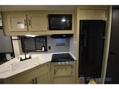 2026 Shasta RVs i-5 Edition photo 12