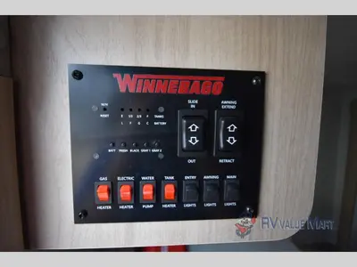 2023 Winnebago Minnie photo 24