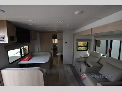 2023 Winnebago Minnie photo 8