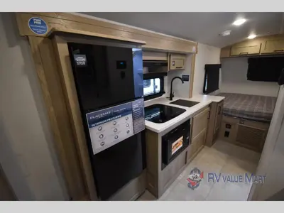 2026 Forest River RV Flagstaff E-Pro photo 17
